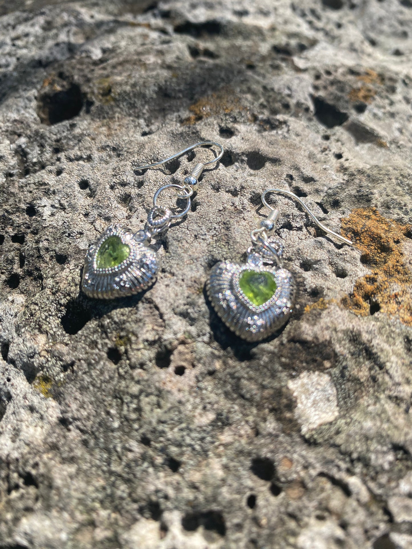 earrings heart shape drop