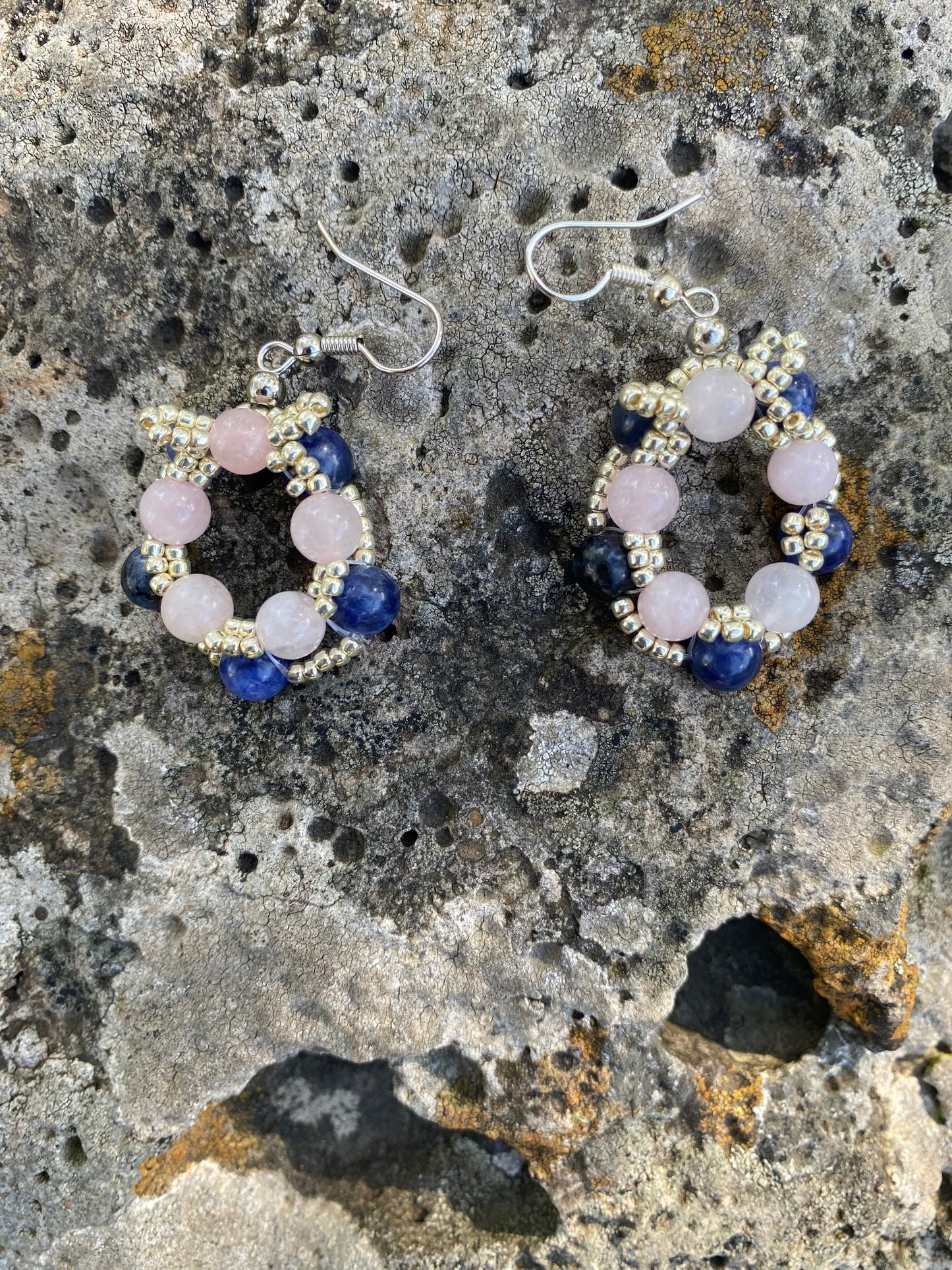 Wreath earrings 6mm round stones