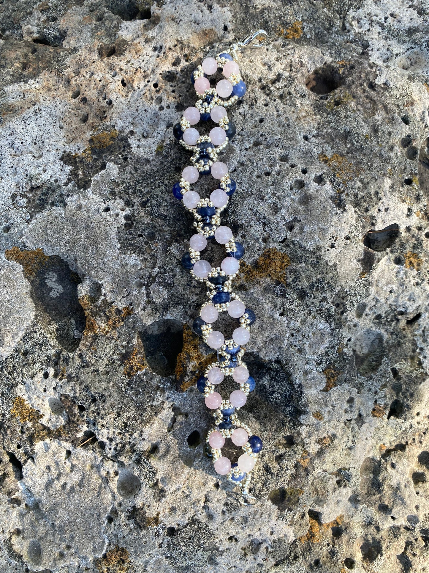 Wreath style bracelet 6mm round beads