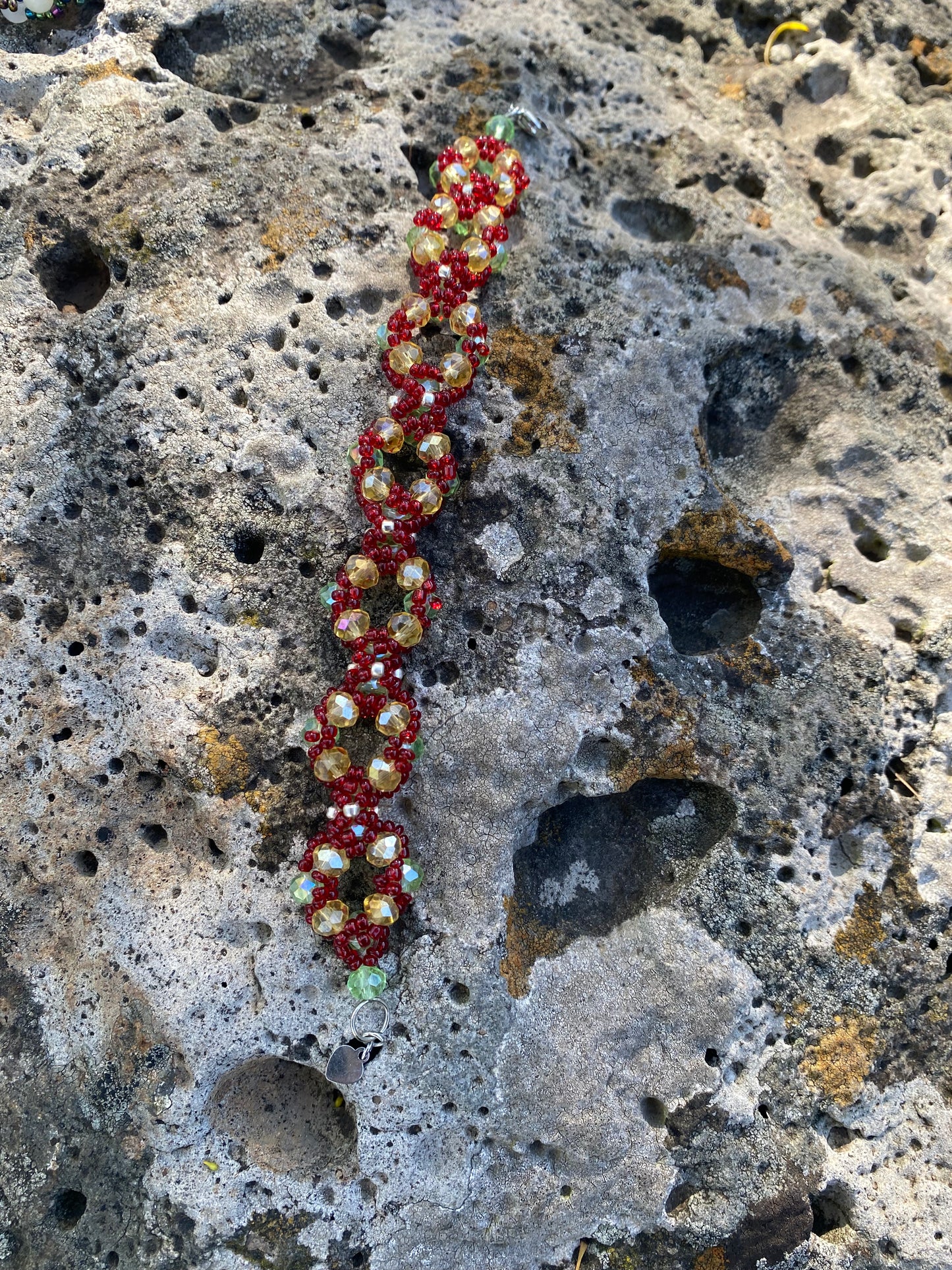 Wreath style bracelet 6mm round beads